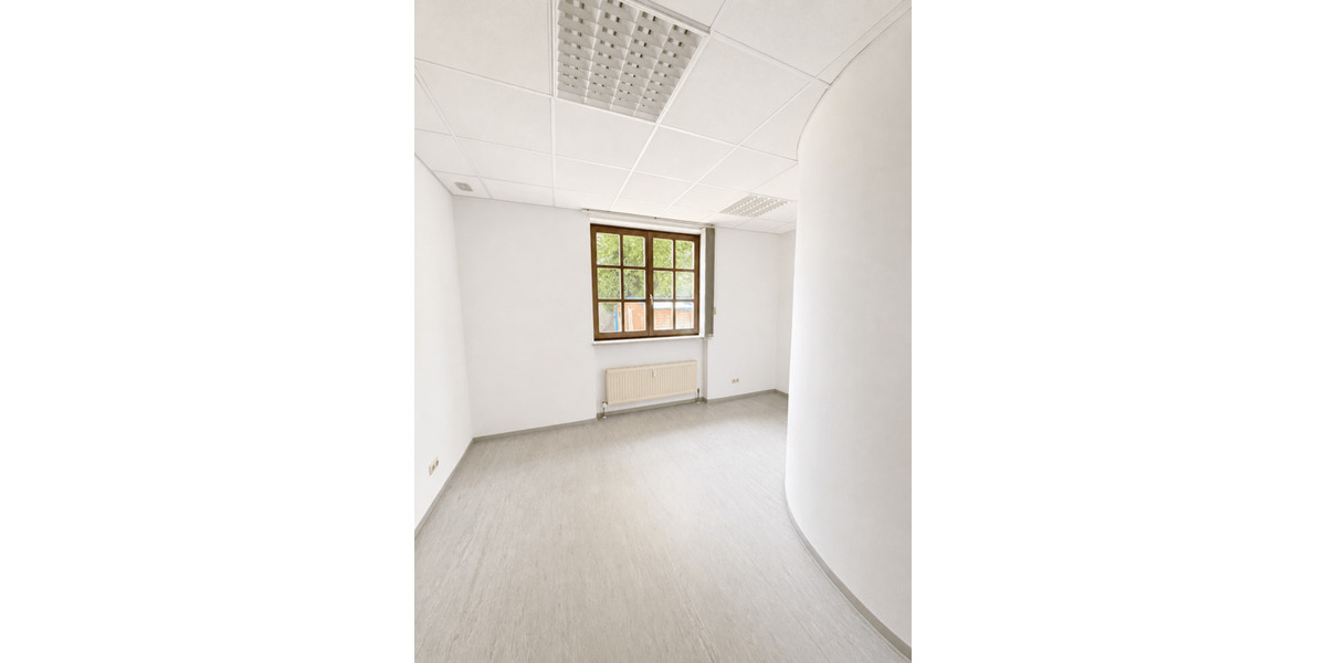 Gewerbeobjekt Vierkirchen Esterhofen - 1.095&euro; | Angebot:26617436