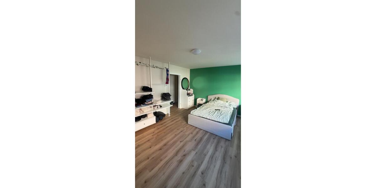 Etagenwohnung Wuppertal Barmen - 1.5 Zimmer, 33 m&sup2;, 603&euro; | Angebot:27623767