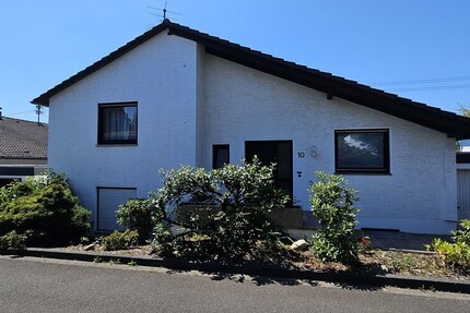Einfamilien-Split-Level-Haus in Stieldorf mit Einbauküche - WG-geeignet