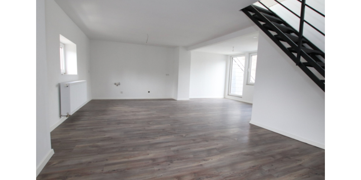 Ansprechende 3-Zimmer-Maisonette-Wohnung mit Balkon 3 zimmer