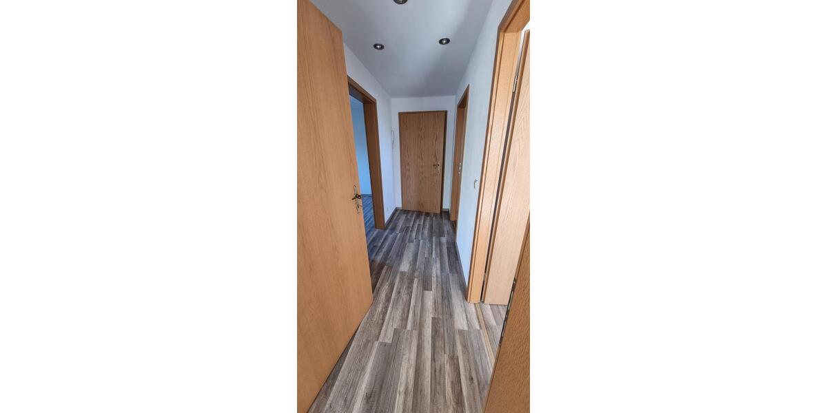Erdgeschoßwohnung Lichtenstein (Sachsen) - 2 Zimmer, 53 m&sup2;, 320&euro; | Angebot:26380339