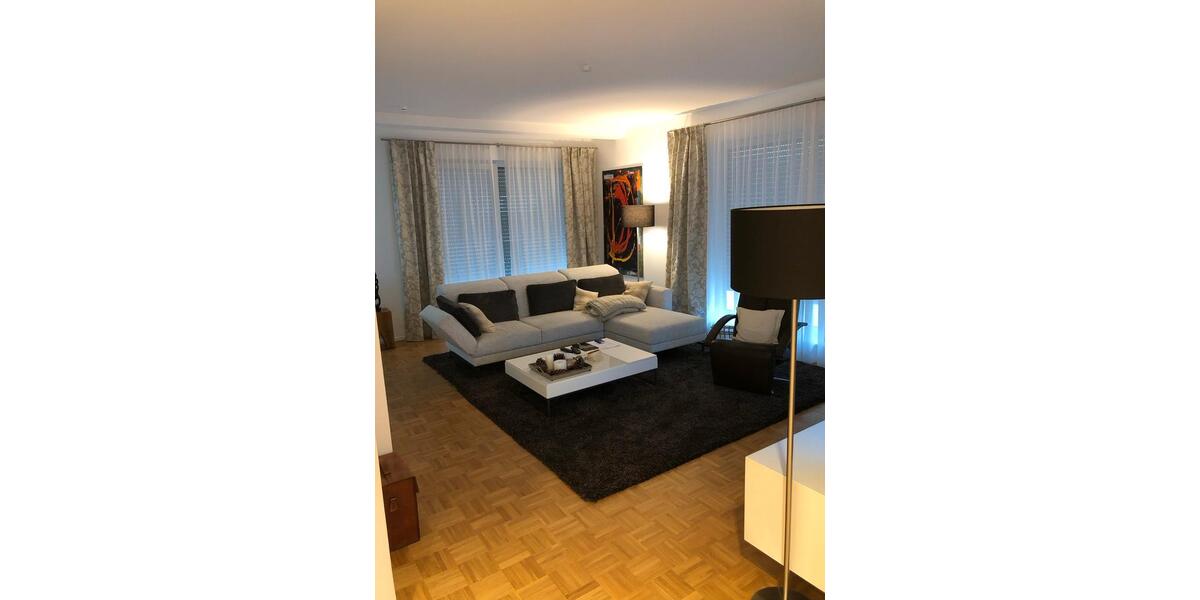 Wohnen auf Zeit, Luxus Penthouse Wohnung, komplett ausgestattet 2 zimmer