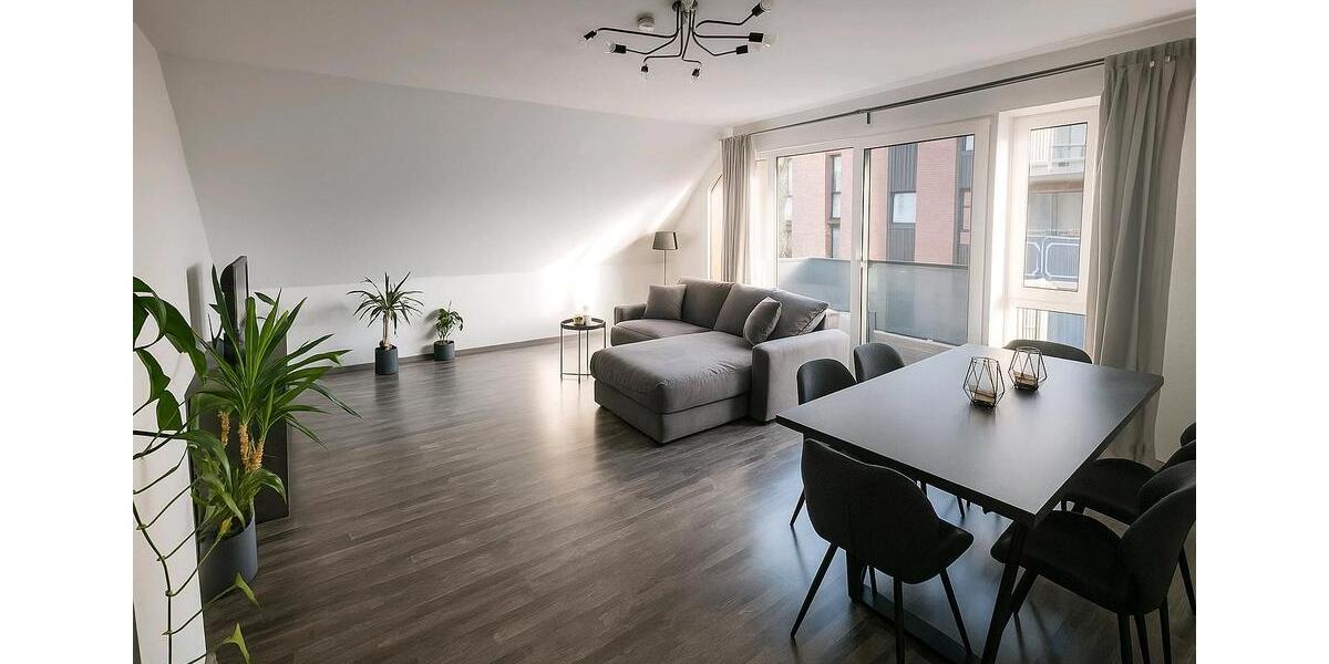 Sanierte 2-Zimmer Wohnung, Balkon, Einbauküche & TG Kleinenbroich zimmer