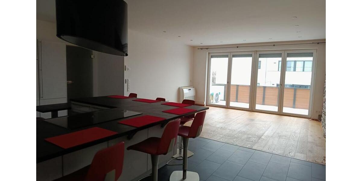 Etagenwohnung Zwenkau - 3 Zimmer, 108 m&sup2;, 1.500&euro; | Angebot:24731217