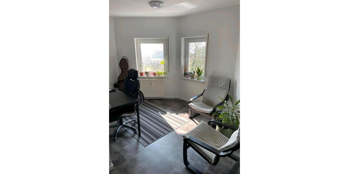 Dachgeschoßwohnung Marburg Cappel - 4 Zimmer, 144 m&sup2;, 1.200&euro; | Angebot:25962830