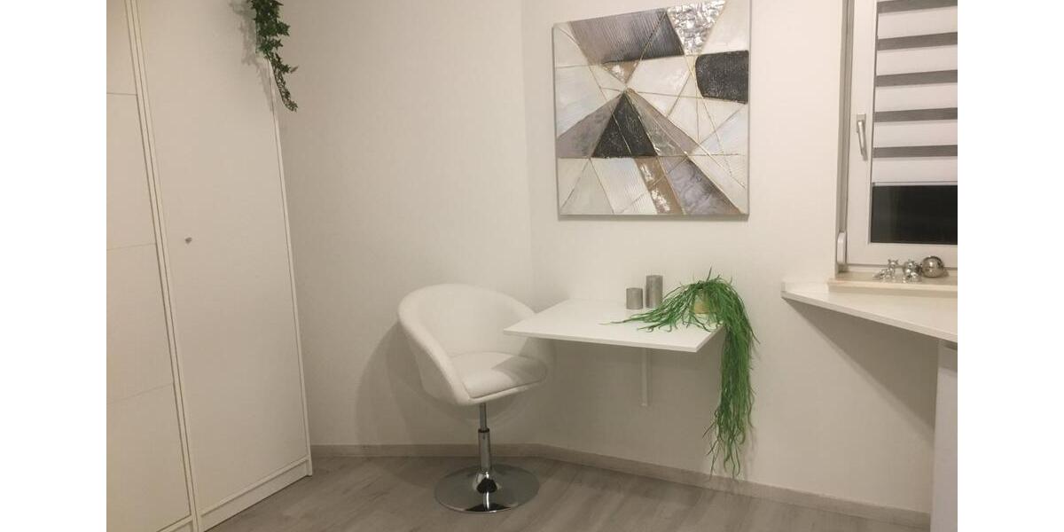 Wohnen auf Zeit Leonberg - 1 Zimmer, 18 m&sup2;, 450&euro; | Angebot:24843132