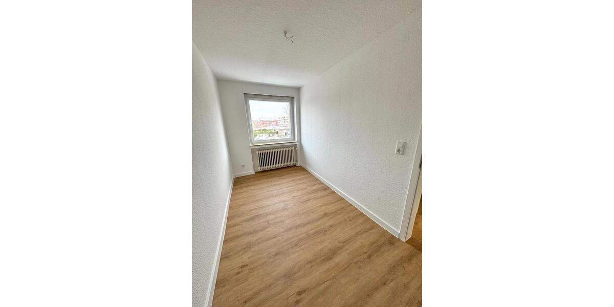 Wohnoase mit eigenem Gartenanteil – Helle 4-Zimmer-Wohnung im Herzen von Leer 4 zimmer