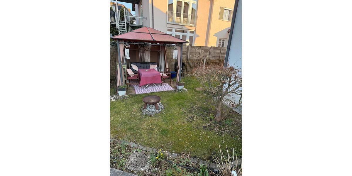 Etagenwohnung München Trudering-Riem - 5 Zimmer, 130 m&sup2;, 2.500&euro; | Angebot:25843466