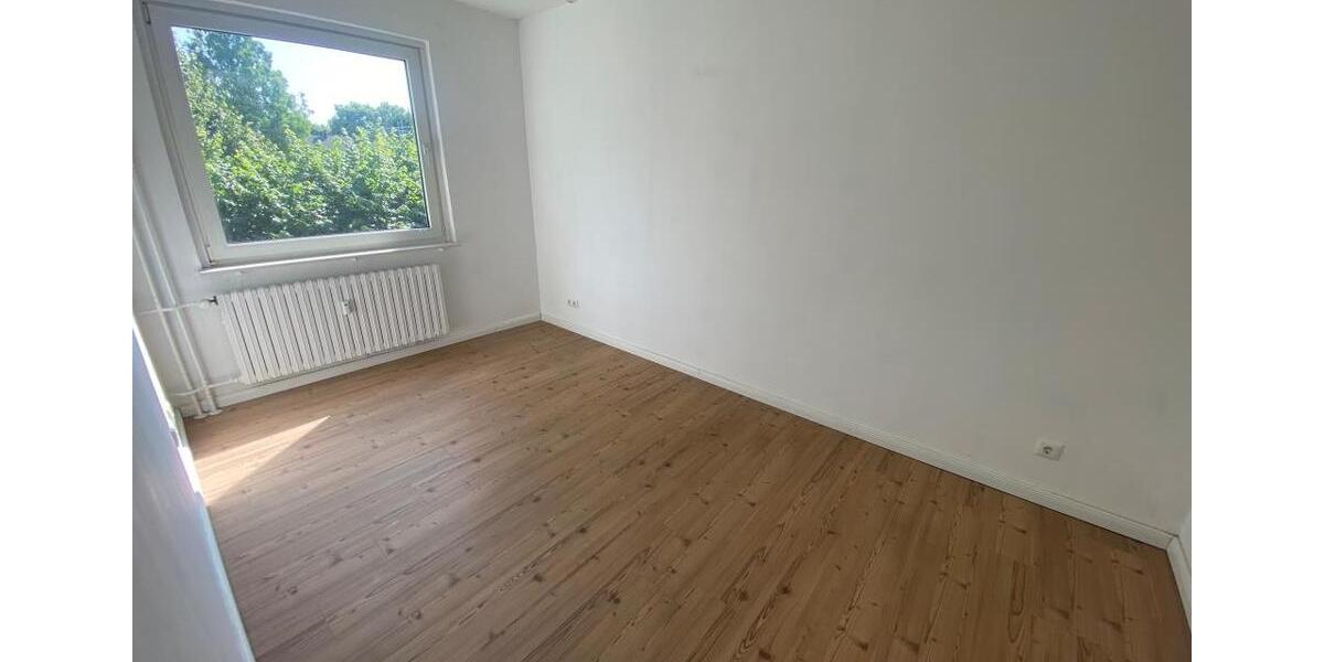 Etagenwohnung Krefeld Benrad - 3 Zimmer, 65 m&sup2;, 560&euro; | Angebot:25861517