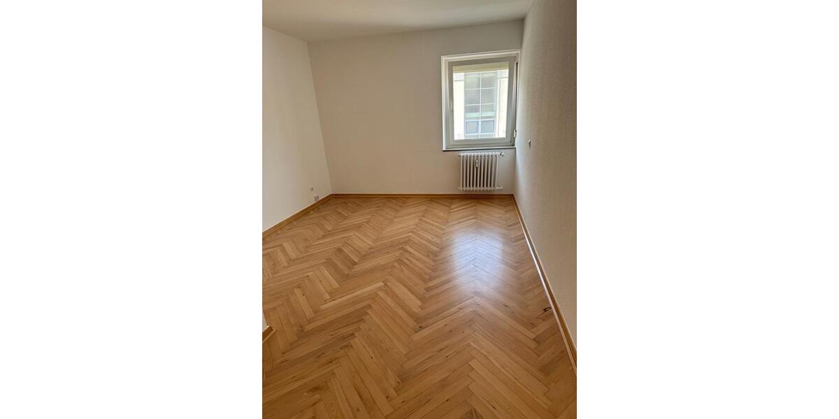 Etagenwohnung Königsbronn - 4 Zimmer, 90 m&sup2;, 800&euro; | Angebot:26073145
