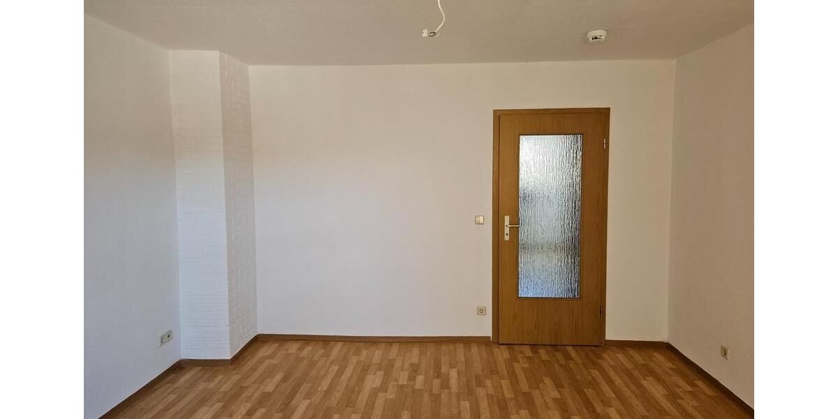 Etagenwohnung Kyffhäuserland - 3 Zimmer, 58 m&sup2;, 350&euro; | Angebot:23555116