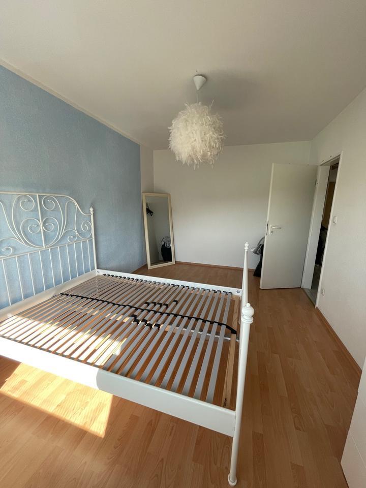 2-Zimmer-Wohnung mit Einbauküche und fantastischem Ausblick in GV