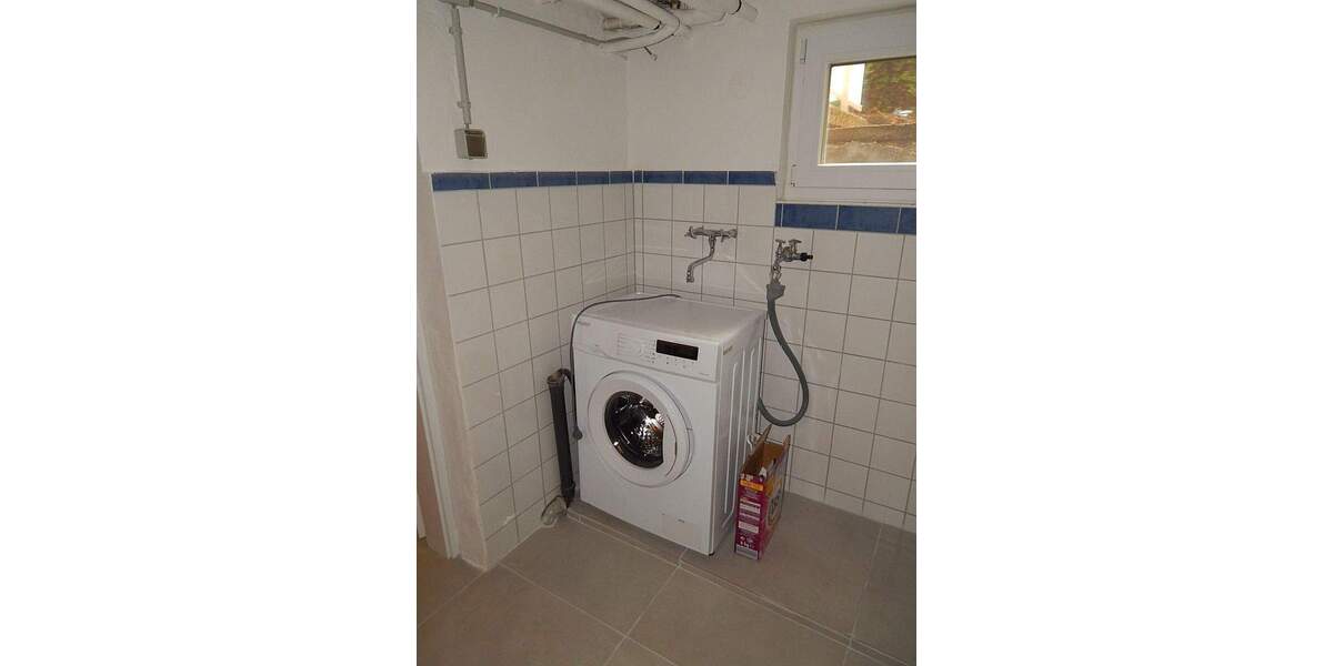 Reihenmittelhaus Göttingen Grone - 6 Zimmer, 112 m&sup2;, 1.600&euro; | Angebot:24874388