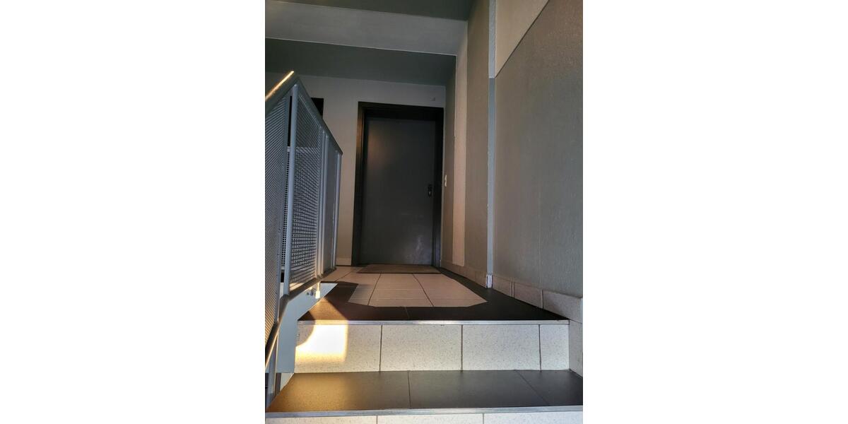 Großzügige 4-Zimmer DG-Wohnung 4 zimmer