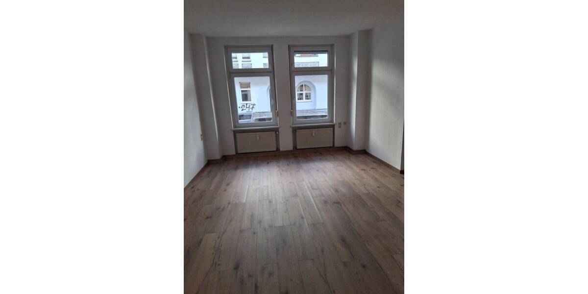 Etagenwohnung Magdeburg Stadtfeld Ost - 3 Zimmer, 104 m&sup2;, 940&euro; | Angebot:25703994