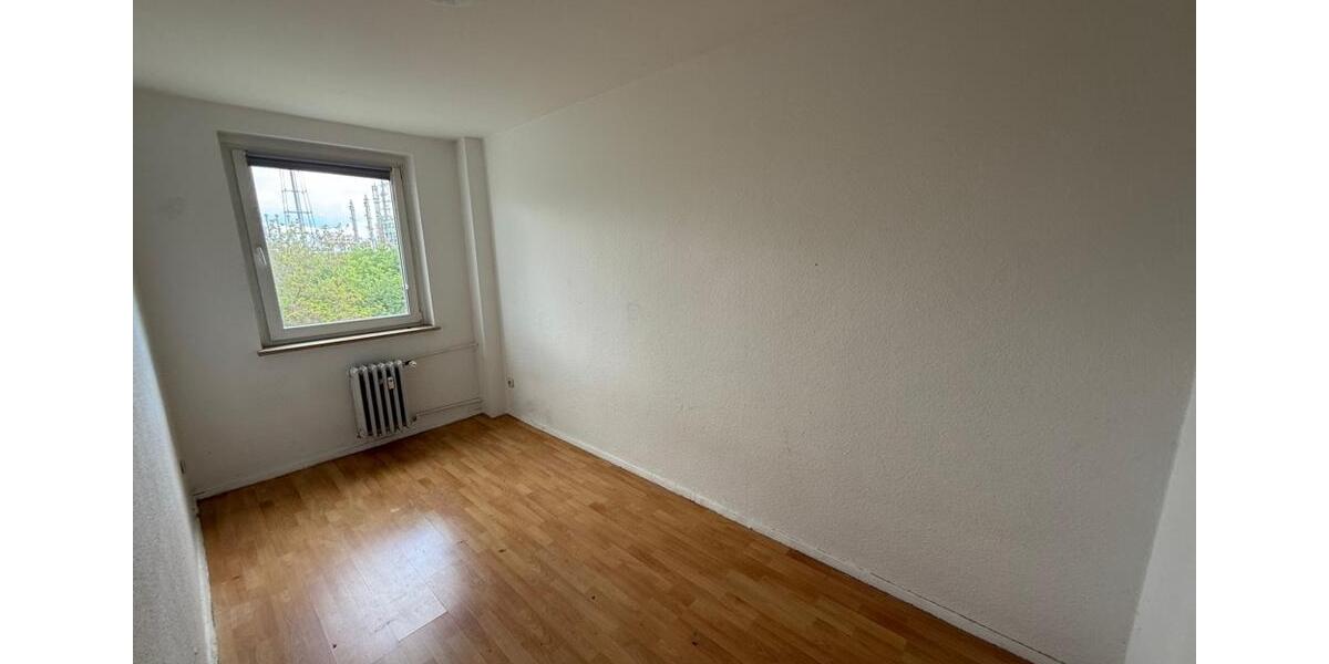 Etagenwohnung Leuna - 3 Zimmer, 59 m&sup2;, 320&euro; | Angebot:26561314