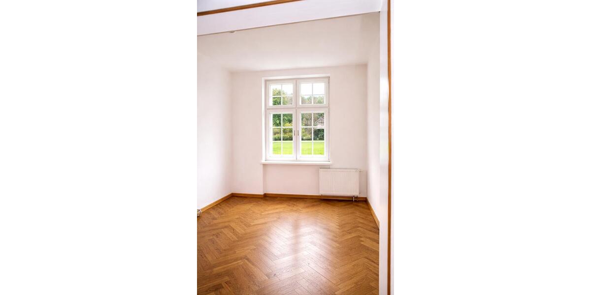 Etagenwohnung Krölpa - 2 Zimmer, 62 m&sup2;, 360&euro; | Angebot:26040829