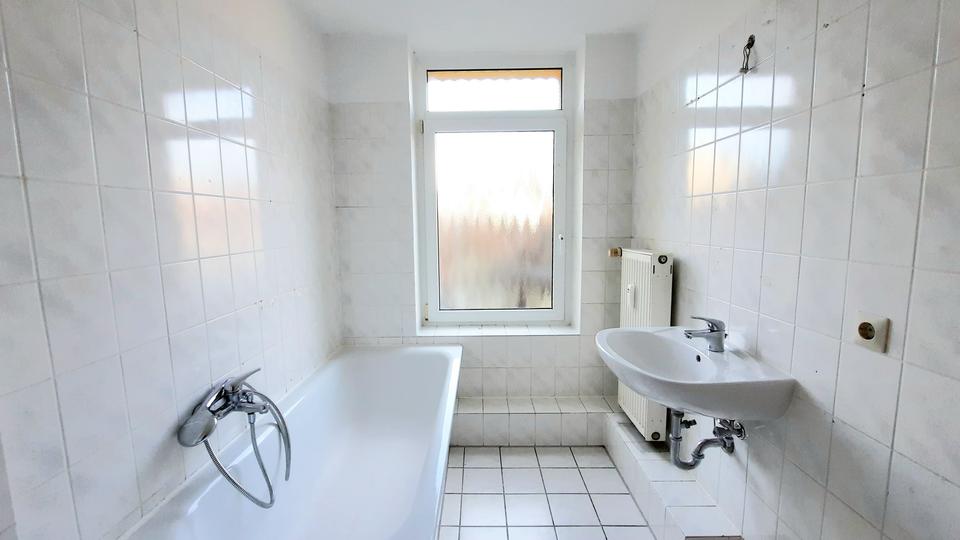 Etagenwohnung Aschersleben - 3 Zimmer, 62 m&sup2;, 340&euro; | Angebot:25867827