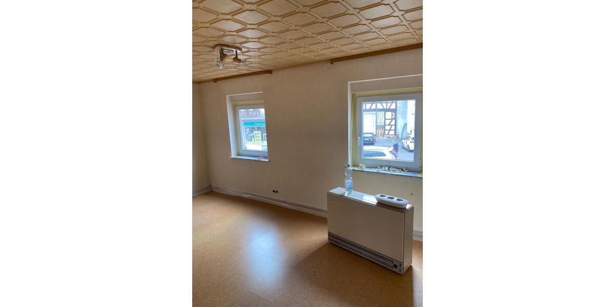 Charmantes Wohn- und Geschäftshaus in Wartenberg - saniert! 6 zimmer