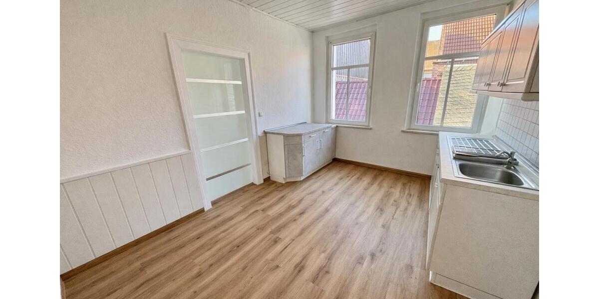 Etagenwohnung Neustadt an der Orla - 2 Zimmer, 54 m&sup2;, 360&euro; | Angebot:26262029