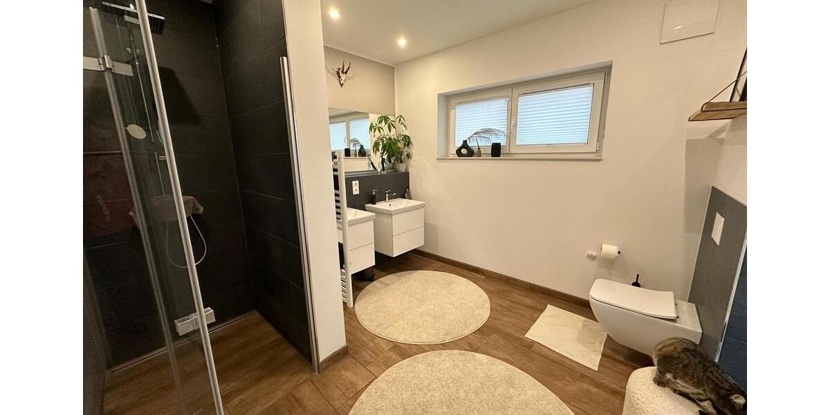 Einfamilienhaus Niederzissen - 4 Zimmer, 135 m&sup2;, 2.800&euro; | Angebot:25957924