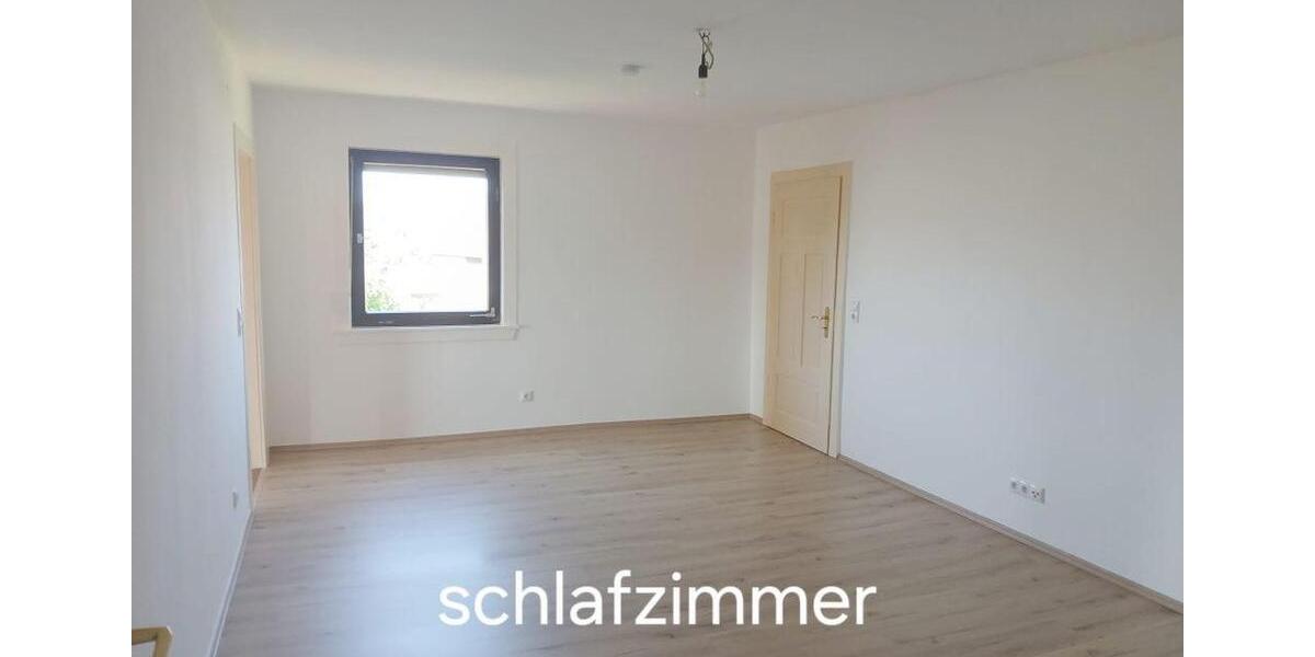 Etagenwohnung Aidhausen - 5 Zimmer, 160 m&sup2;, 895&euro; | Angebot:26335082