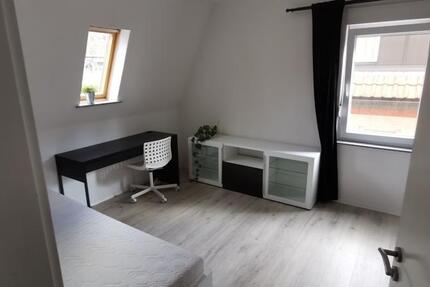 Ein 1 Zimmer Wg keine Wohnung in Esslingen Mitte GästeMonteur