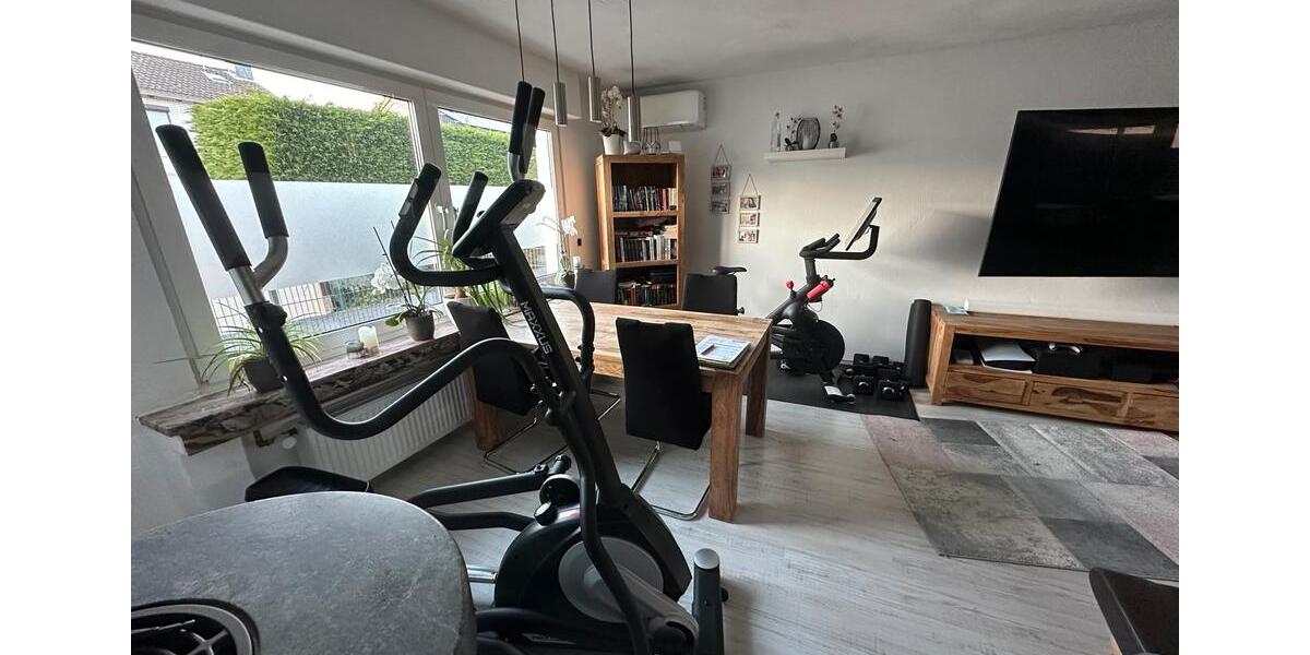 Doppelhaushälfte Wegberg - 4 Zimmer, 135 m&sup2;, 1.600&euro; | Angebot:26260772