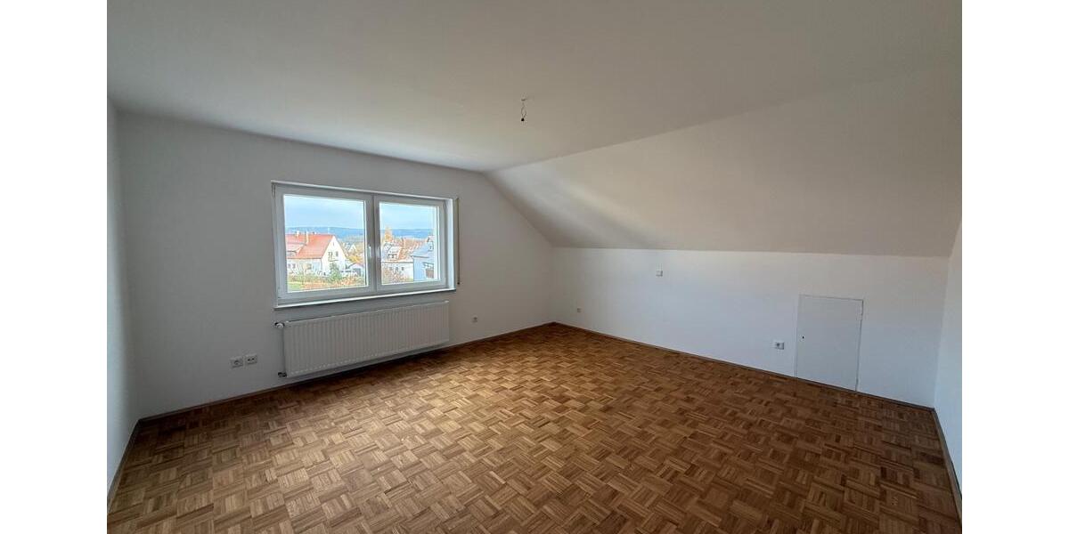 Neu sanierte 4-Zimmer-Wohnung in Hahnbach zu vermieten 4 zimmer
