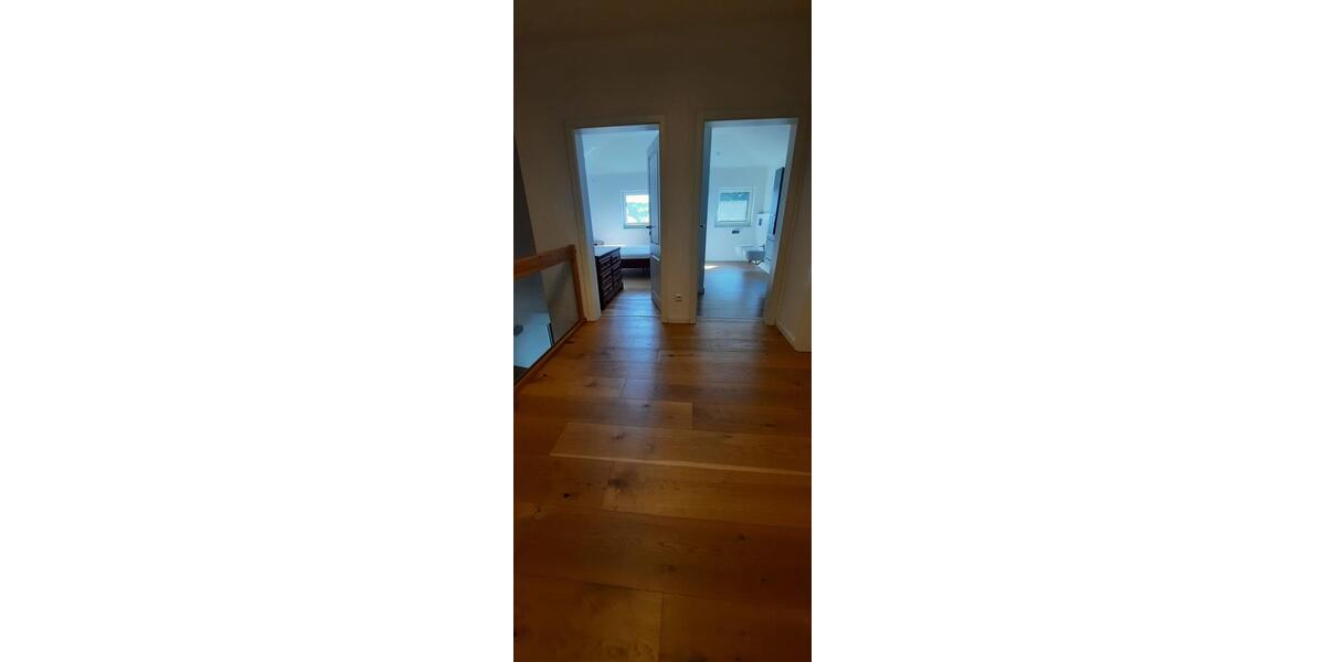 Dachgeschoßwohnung Kümmersbruck - 2.5 Zimmer, 65 m&sup2;, 1.280&euro; | Angebot:26340119
