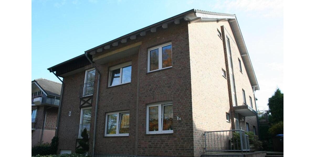 Dachgeschoßwohnung Alsdorf - 2 Zimmer, 74 m&sup2;, 585&euro; | Angebot:25269795