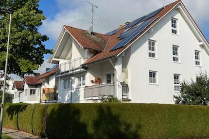Frisch sanierte helle 3-Zimmer-DG-Wohnung mit Balkon 3 zimmer