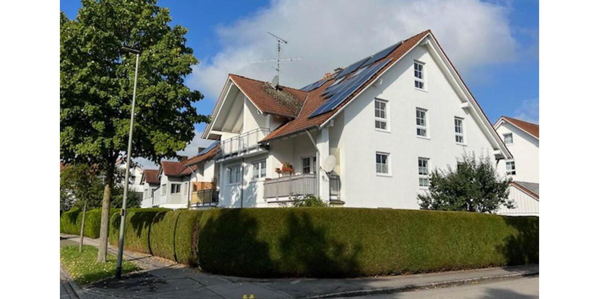 Frisch sanierte helle 3-Zimmer-DG-Wohnung mit Balkon 3 zimmer