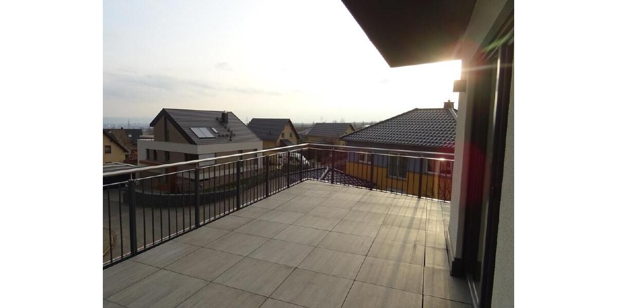 Etagenwohnung Freital - 3 Zimmer, 138 m&sup2;, 1.800&euro; | Angebot:24677184