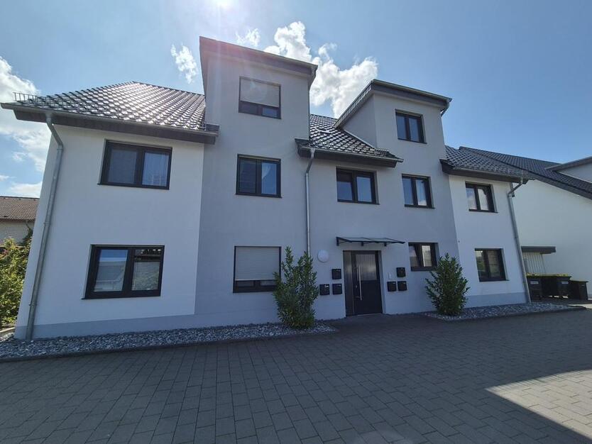 Moderne 3-Zimmer-Wohnung mit Balkon