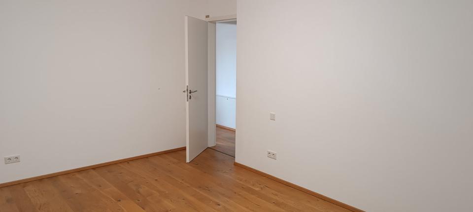 Dachgeschoßwohnung Wassertrüdingen - 5 Zimmer, 117 m&sup2;, 1.060&euro; | Angebot:24877180