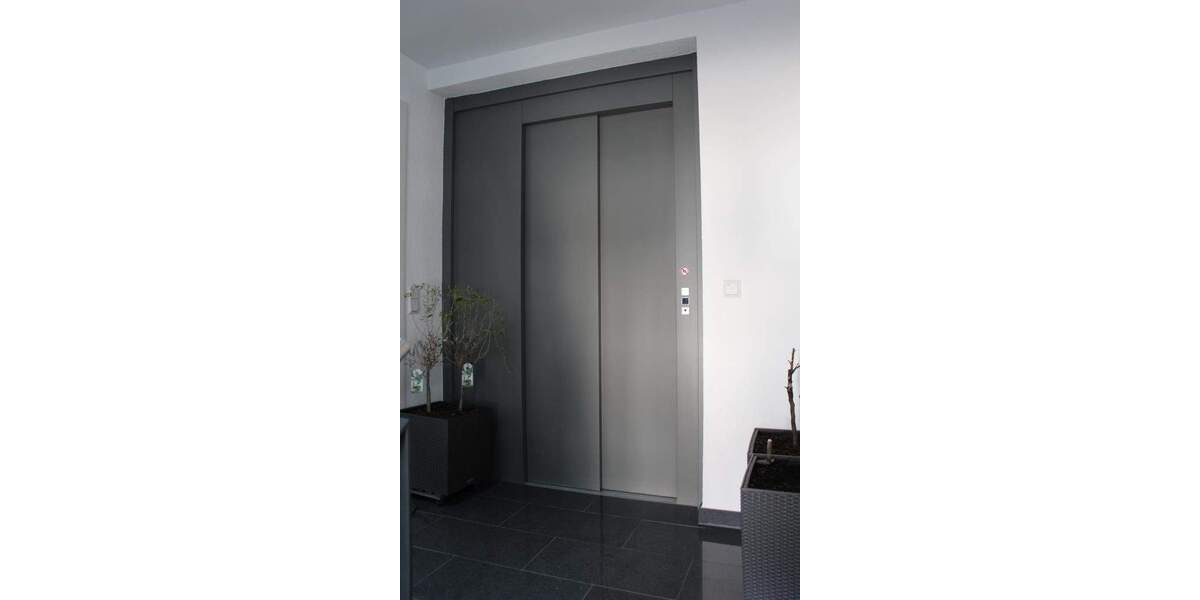 Etagenwohnung Böblingen - 3 Zimmer, 109 m&sup2;, 1.800&euro; | Angebot:24497716