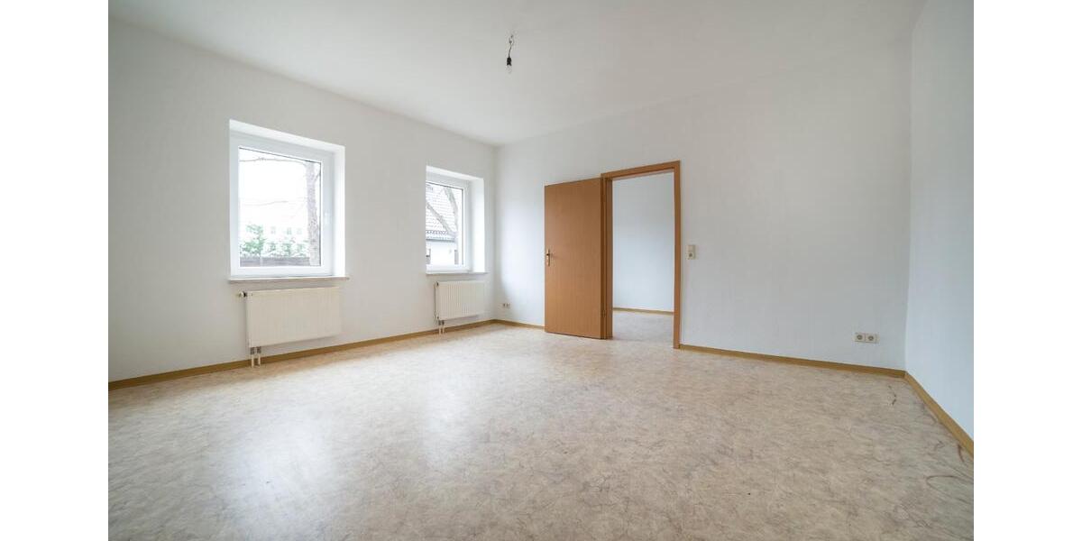 Etagenwohnung Staßfurt - 2 Zimmer, 48 m&sup2;, 250&euro; | Angebot:26224410