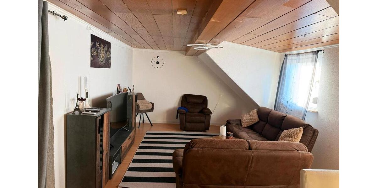 Dachgeschoßwohnung Trier Nord - 2 Zimmer, 57 m&sup2;, 720&euro; | Angebot:26625019