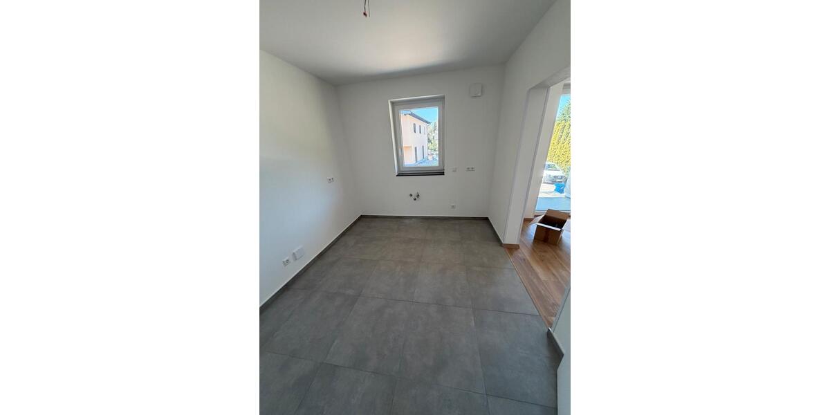 Etagenwohnung Rheinböllen - 2 Zimmer, 100 m&sup2;, 900&euro; | Angebot:26265777