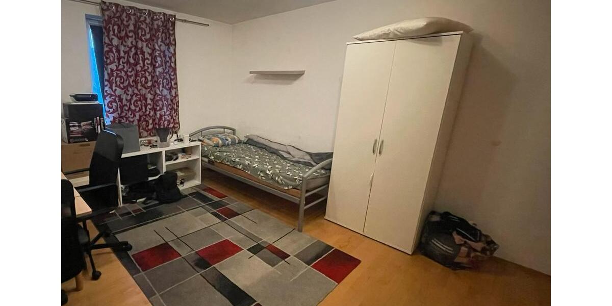Etagenwohnung Ingolstadt Friedrichshofen-Hollerstauden - 1 Zimmer, 28 m&sup2;, 565&euro; | Angebot:26544059