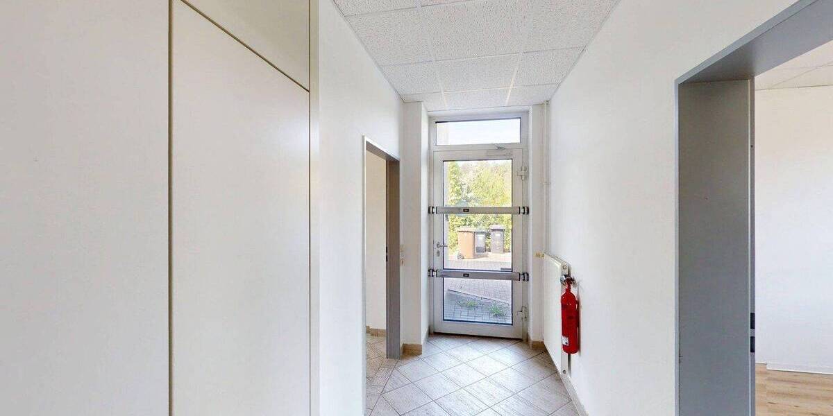Gewerbeobjekt Seddiner See Neuseddin - 4 Zimmer, 150 m&sup2;, 1.875&euro; | Angebot:25971787