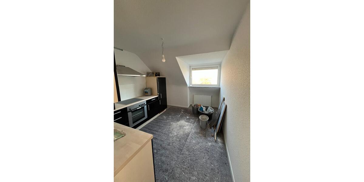 Dachgeschoßwohnung Mönchengladbach West - 2 Zimmer, 59 m&sup2;, 678&euro; | Angebot:25414914