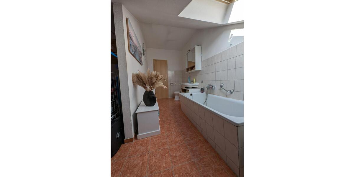 Dachgeschoßwohnung Meißen - 2 Zimmer, 58 m&sup2;, 435&euro; | Angebot:26132941
