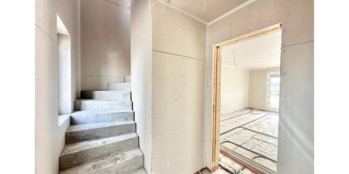 Etagenwohnung Apen - 5 Zimmer, 126 m&sup2;, 1.290&euro; | Angebot:23719877