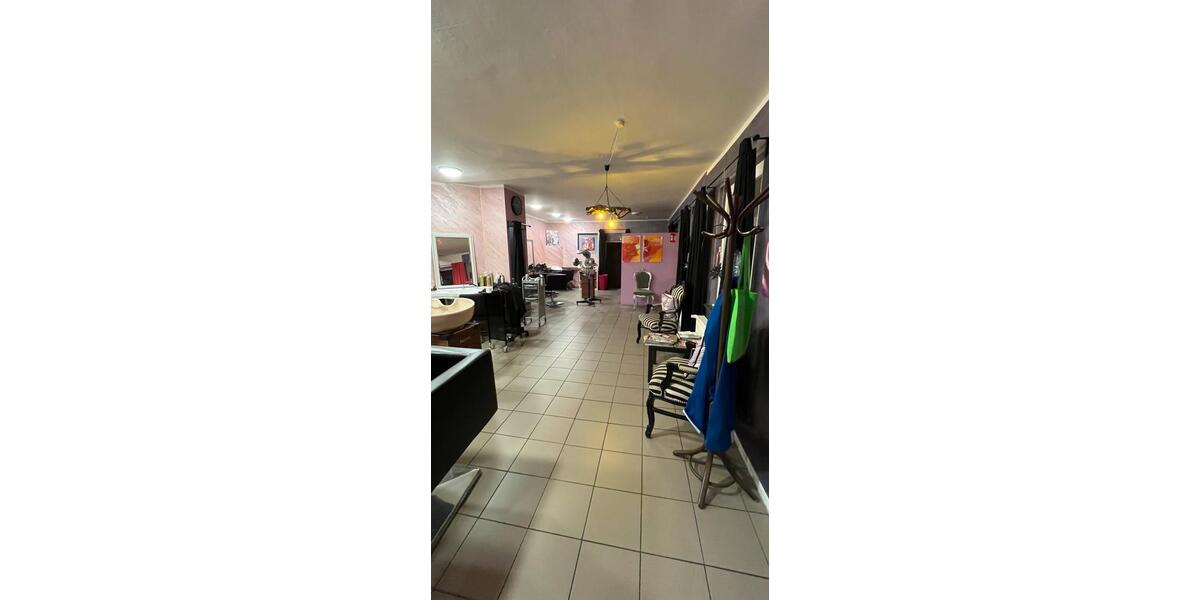 Friseursalon zu vermieten ab 01.01.2026 zimmer