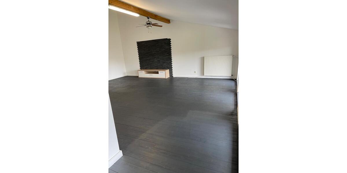 Etagenwohnung Heinsberg - 5 Zimmer, 162 m&sup2;, 1.200&euro; | Angebot:23869914