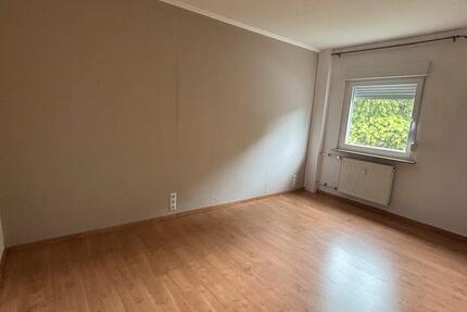 Wohnen auf Zeit Mannheim Käfertal - 4 Zimmer, 105 m&sup2;, 480&euro; | Angebot:26494991