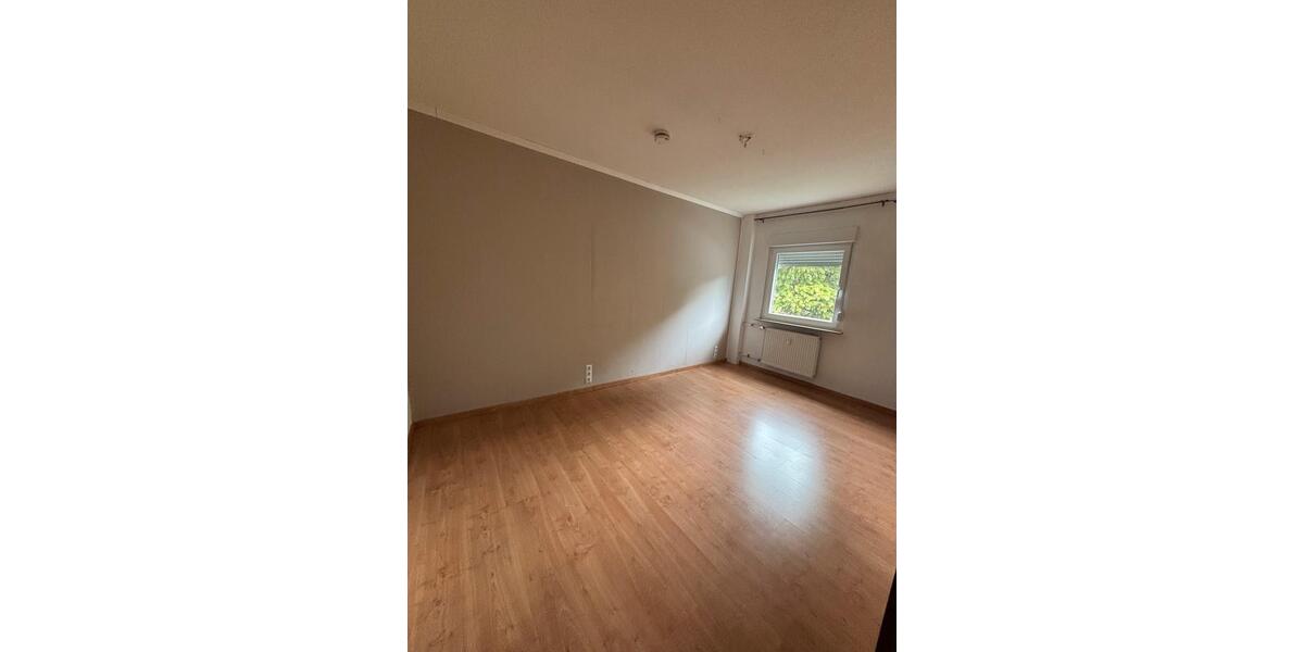 Wohnen auf Zeit Mannheim Käfertal - 4 Zimmer, 105 m&sup2;, 480&euro; | Angebot:26494991