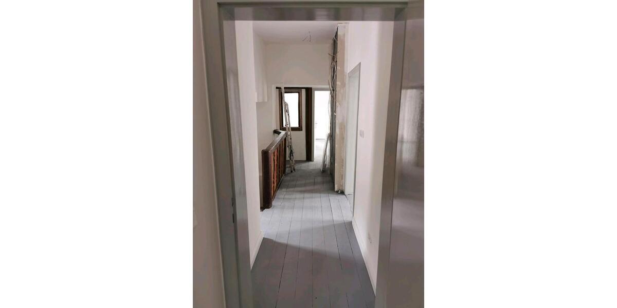 Etagenwohnung Andernach - 5 Zimmer, 111 m&sup2;, 1.000&euro; | Angebot:24748831